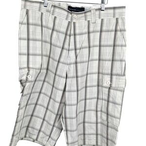 Rocawear Mens Plaid Cargo Shorts White Grey Check Regular Fit Size 40 NWT